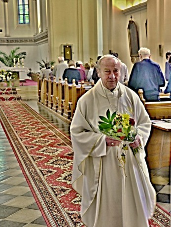 2016 - 06 (O1) Svátek sv. NORBERTA, celebr.opat  Michal Pojezdný 472