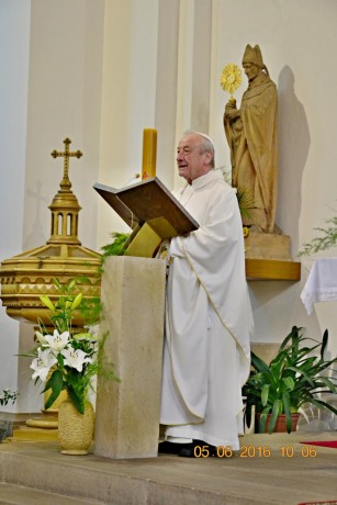 2016 - 06 (O1) Svátek sv. NORBERTA, celebr.opat  Michal Pojezdný 343