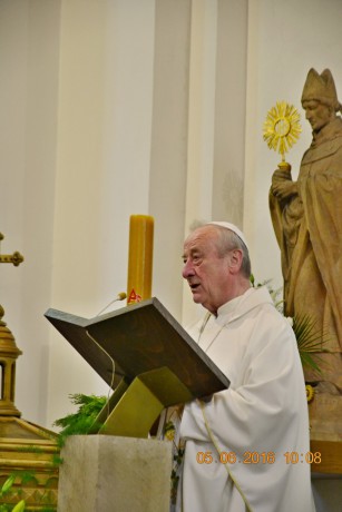 2016 - 06 (O1) Svátek sv. NORBERTA, celebr.opat  Michal Pojezdný 345